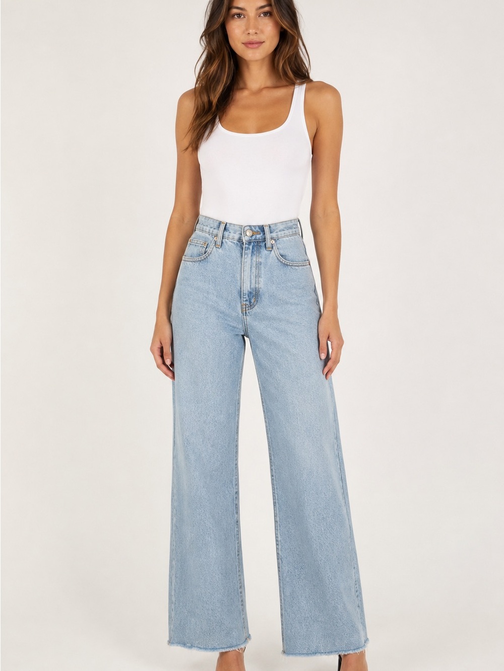 Princess Polly Light Wash High Rise Wide Leg Raw Hem Jeans Size 2